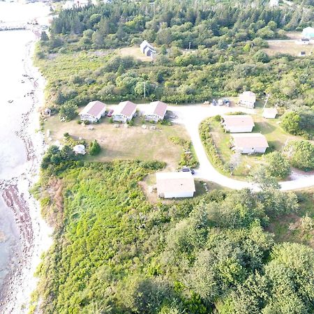 Whispering Waves Cottages Shelburne Exterior foto