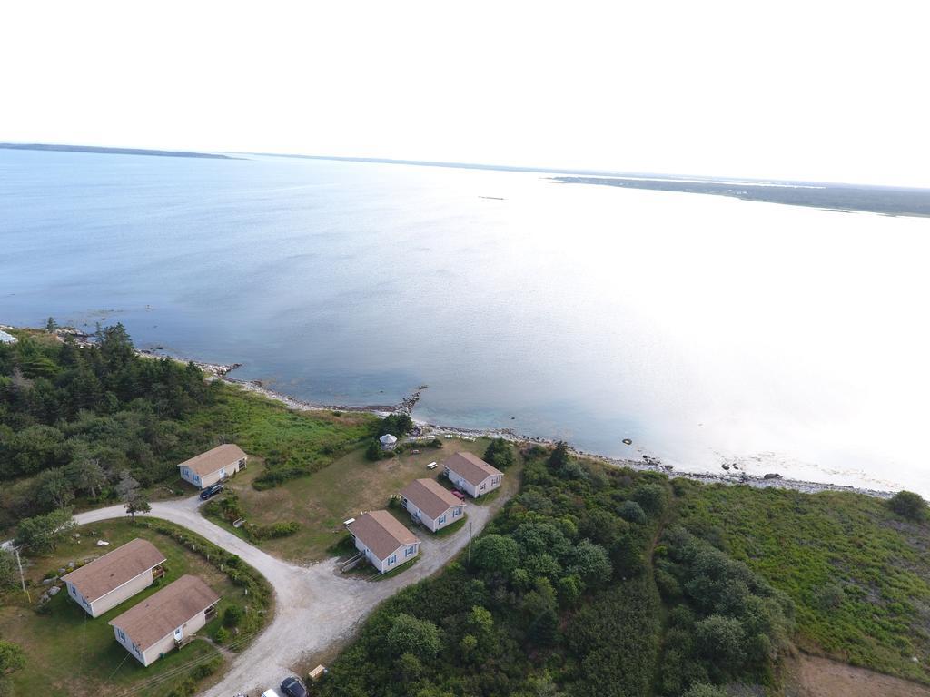 Whispering Waves Cottages Shelburne Exterior foto