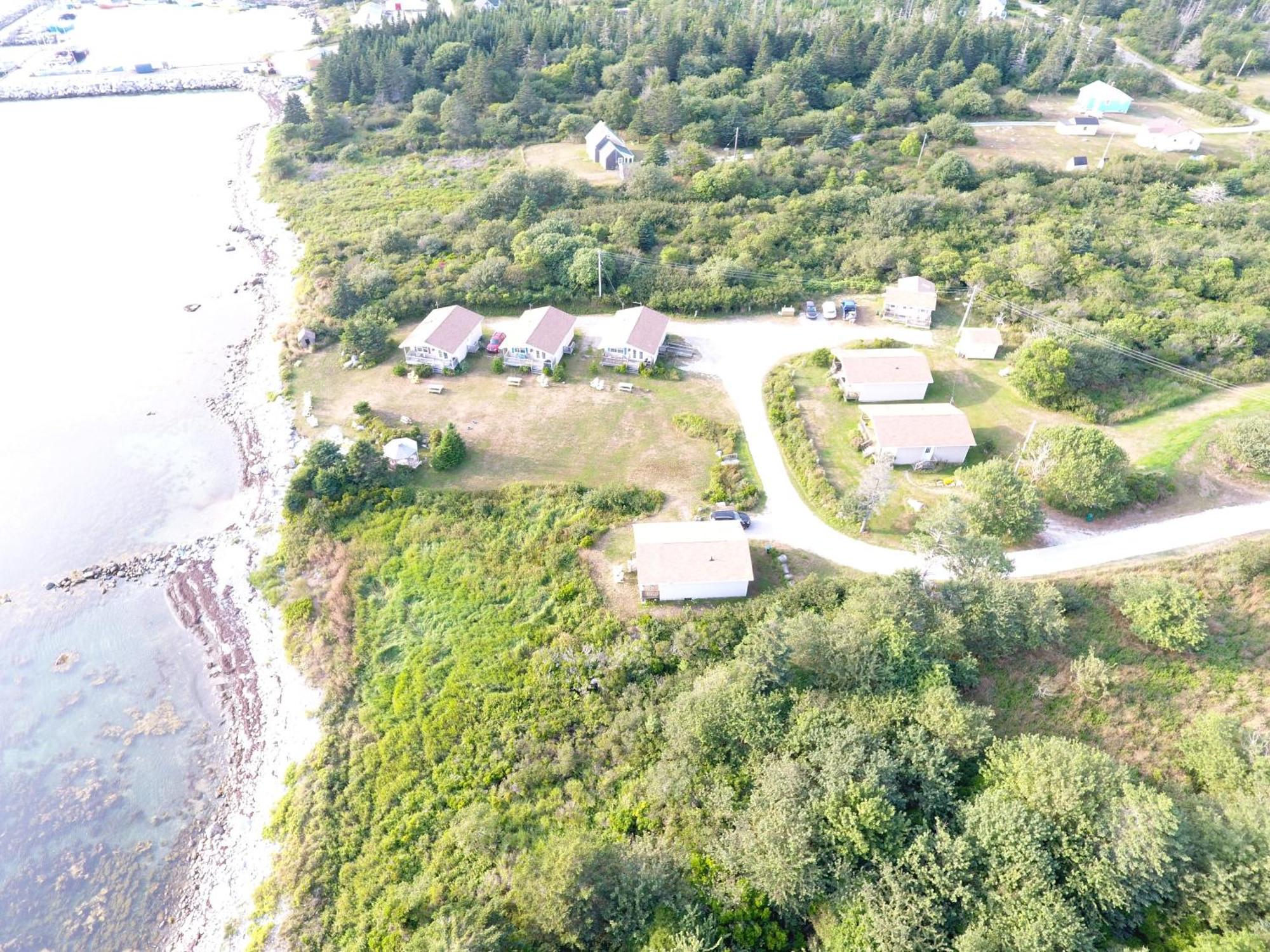 Whispering Waves Cottages Shelburne Exterior foto