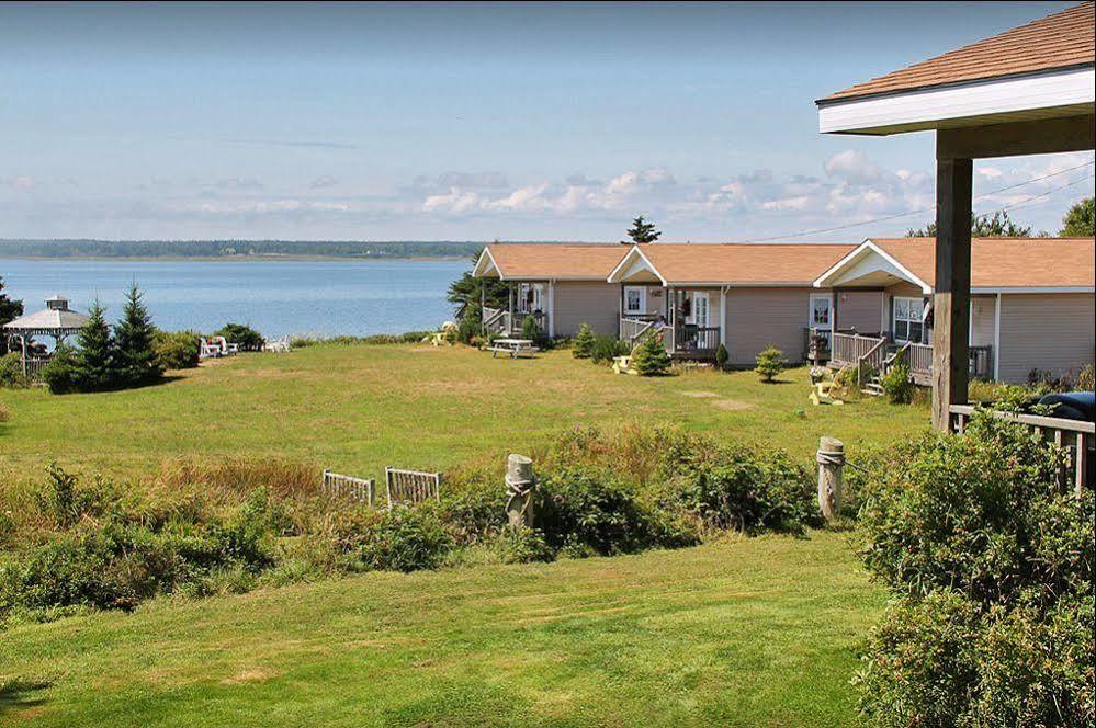 Whispering Waves Cottages Shelburne Exterior foto